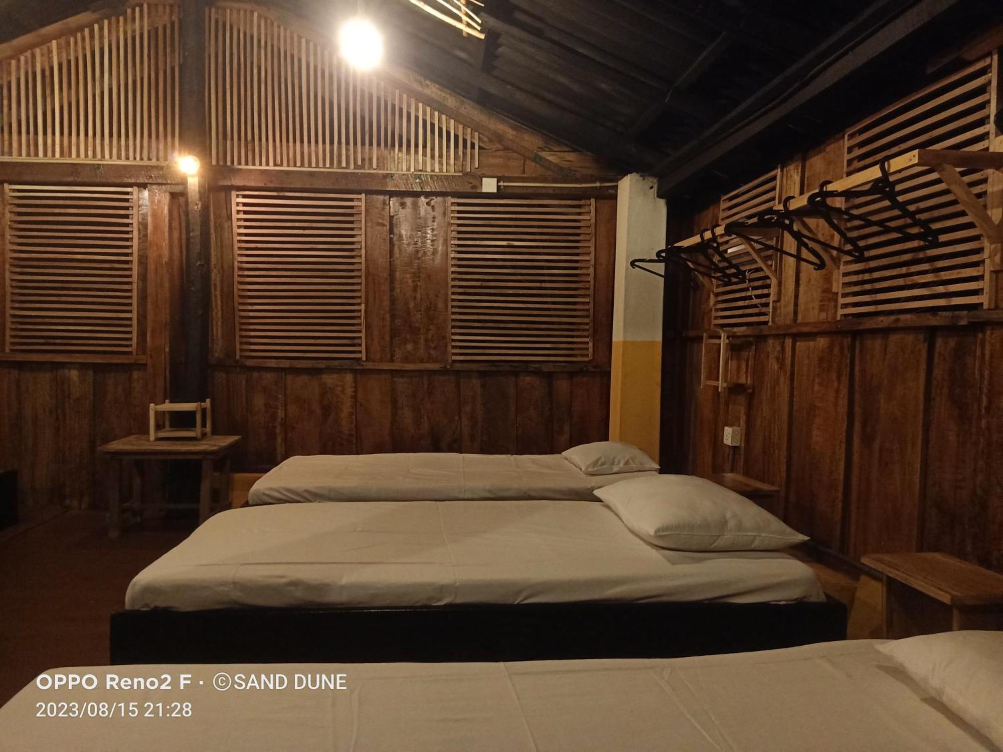 Sand Dune Beach Resort & Surf Camp 아루감 베이 외부 사진