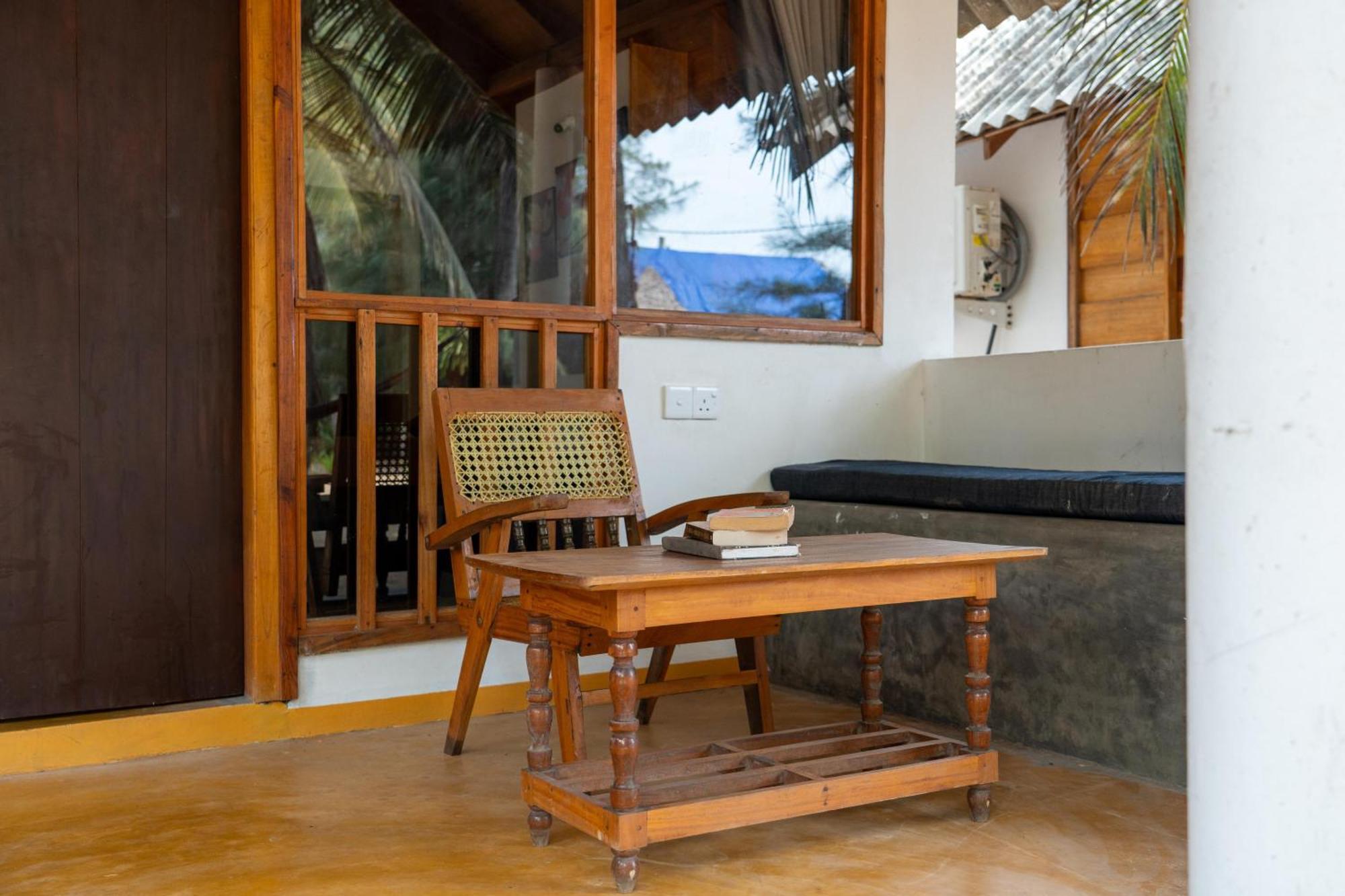 Sand Dune Beach Resort & Surf Camp 아루감 베이 외부 사진