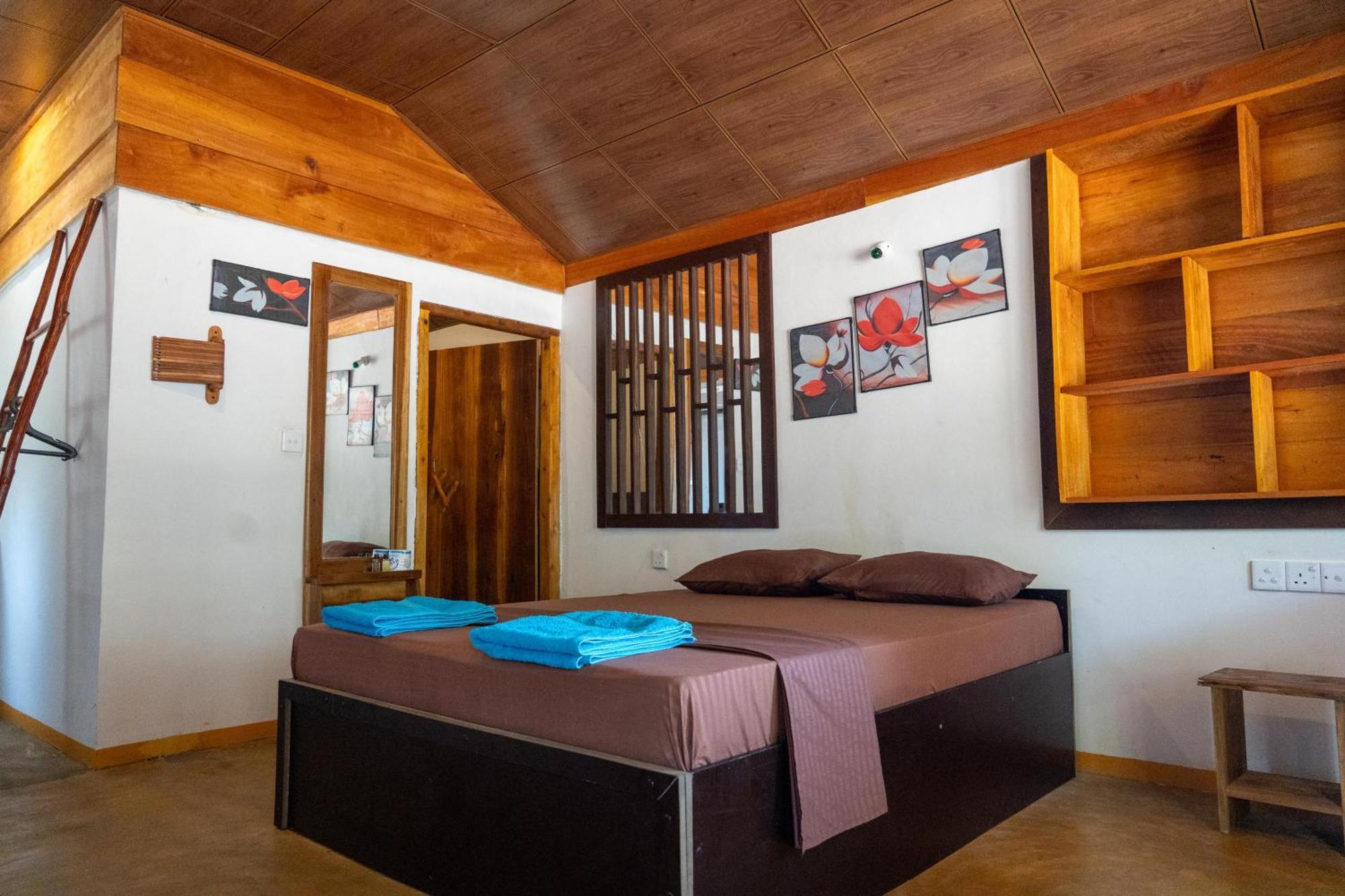 Sand Dune Beach Resort & Surf Camp 아루감 베이 외부 사진